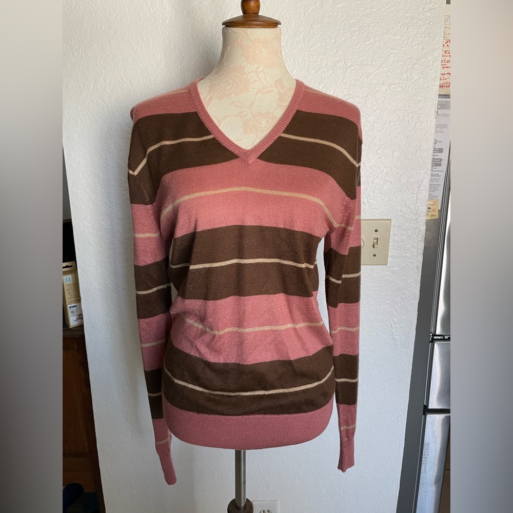 Michael Jordan for PANAJE sweater. Size: medium. Brown, white, and pink Stripes.